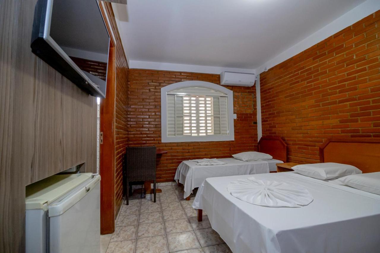 Pousada Recanto Das Caldas 卡达斯诺瓦斯 外观 照片